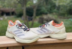 Adidas Adizero Women’s Ubersonic 3 Tennis Shoes Women’s Size 8 Brown /Tan
