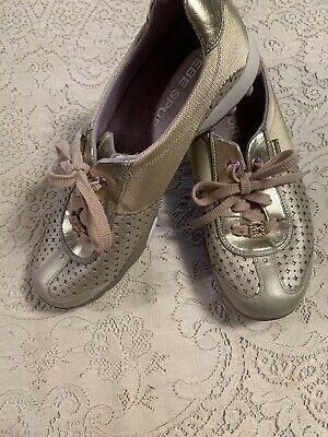 Bebe Sport Gold Tennis Shoes Women’s 8 Gold Logo Gold Accents Casual