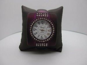 Women's Geneva Platinum Bracelet Analog Dial Watch (A328)