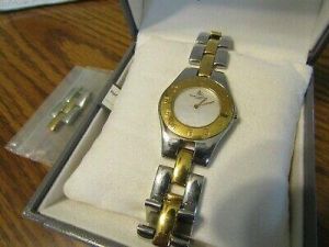 BAUME & MERCER "LINEA" WOMEN'S TWO-TONE GOLD AND STAINLESS STEEL WATCH IOB W/DOC