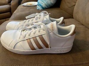 adidas women shoes size 7 white gold