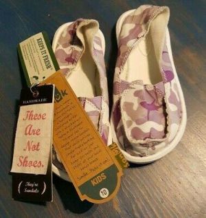 NEW SANUK Toddler Slip On Shoes Size 10 NWT Purple Sharkie