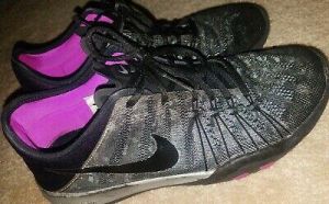 Bargain sales NIKE Free Womens Athletic Shoes Size 7