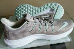 Bargain sales Nike Women's Quest Running Shoes Beige AA7412-200 Low Top SIZE 9.5