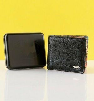 Official Men's Batman Embossed Wallet With Tin