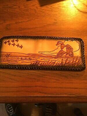 Bargain sales MEN'S LEATHER WALLET HAND LACED DUCK HUNTING SCENE