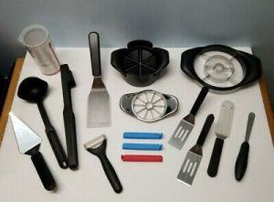 Pampered Chef Kitchen Gadgets/Utensils