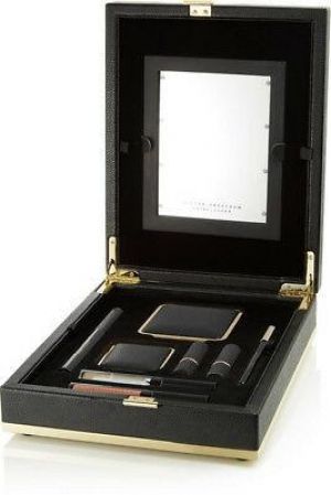 $1500 Victoria Beckham Estée Lauder Light Box Noir Beauty Set - Daylight Edition