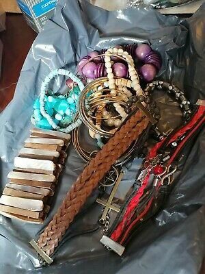 bundle of costume jewllery  bracelets lot 5