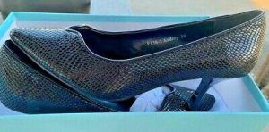 Women Designer Dress Shoes Black Snake print Pointy toe Stiletto heel Pumps