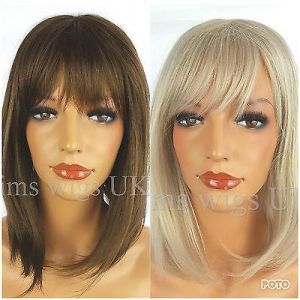 MEDIUM BROWN, LIGHT SILVER GREY LADIES WOMENS SHOULDER LENGTH LAYERED BOB WIG