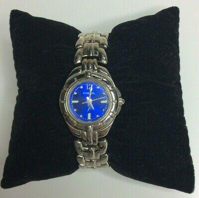 Bargain sales Fossil F2 Women's watch Blue Face Silver Tone New Battery ES-8872 6 Inch