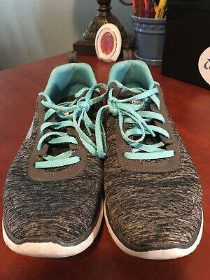 Bargain sales Women's - Skechers - Shoes - Size 9 - Ultra Go