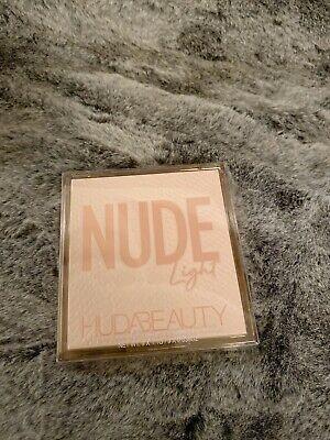 Bargain sales Huda Beauty Light Nude Eyeshadow Pallete